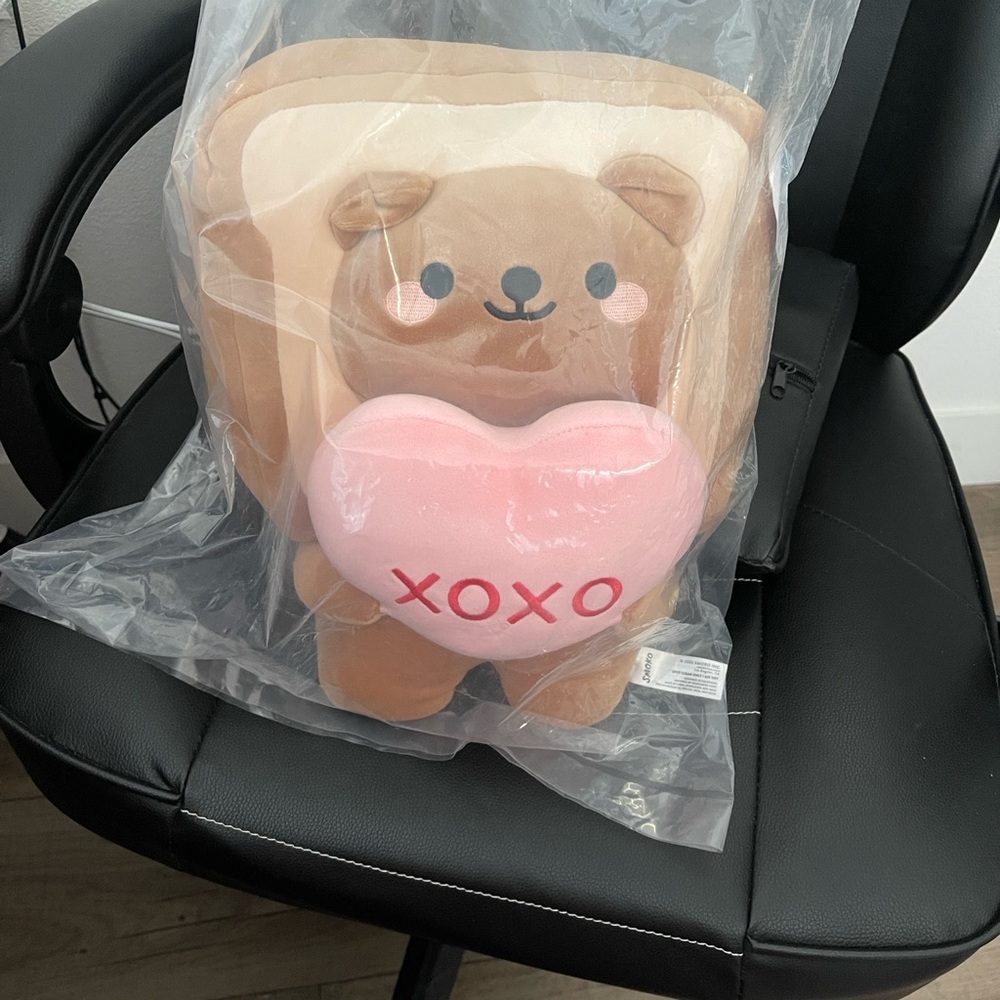 Cute Bear Toast Plush with Pink Heart SMOKO
